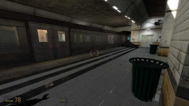 "Half-Life²: Reflection" mod - subway lvl.
Dev lvl used for first playtests & same lvl with third art pass 
(i mean more than 2 and less than 4 ... )