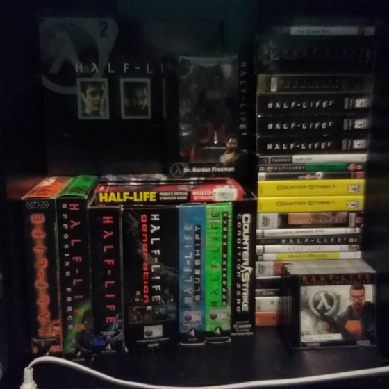 Arranged my collection. I have nearly every half life box and case. (Sorry if posted in wrong category, Don't know what to class this.)