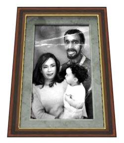 This is what the picture of Eli, Azian, and Alyx looks like in the model preview image. You can see Eli's appearance is completely different from how he looks in the picture in the final game. I for one am really confused and disappointed that Valve didn't end up going with this one. In retail, Eli in the picture looks the exact same as he does in-game, completely ignoring the fact the picture should've been taken 20+ years ago.
I'm not sure we've got access to this early texture it's self, so I was hoping somebody could do a re-creation at some point.

Also, if anyone has some extra time on their hands, I would appreciate a remake of young Eli as he appears in this picture for Black Mesa, along with Young Kleiner and his appearance on the Popular Scientist magazine from Half-Life 2.