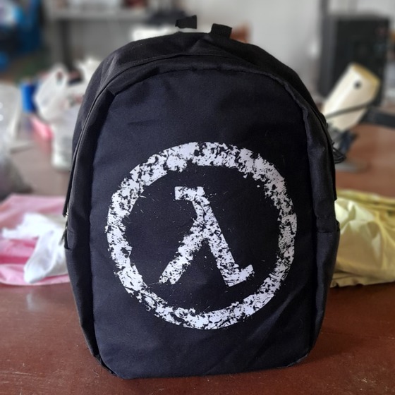 I found a backpack from Half-life. 