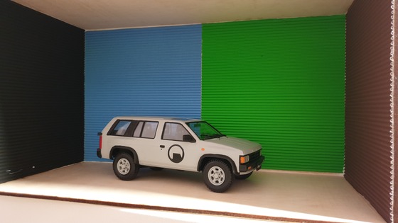 HL1 - SUV - wip part 2

Garage interior, walls need some details and painting, floor, elevator, few props, oh, and a vent a man needs to drop in somewhere :))

Car needs the US flag on rear fenders, some washing and that's about it.

If you guys notice some or have some hints/ideas feel free and let me know.