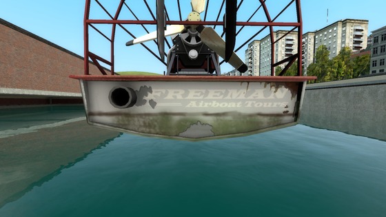 TF2 is in the same universe as HL2 confirmed. (This boat is an asset from TF2)