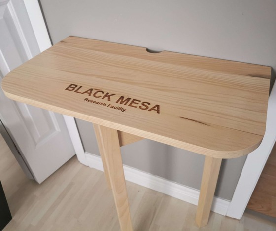 made a table with some black mesa stuff on it, turned out pretty well! (hole at the back is for cables)