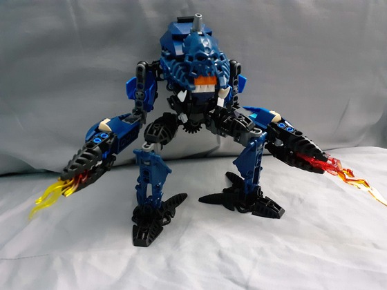(OC) First post to lambdagen! My LEGO Gargantua build, AKA the Gargantuonicle™ 
