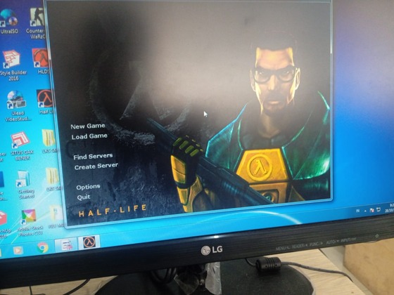 Henlo mae guys, it's been a while, thought I share this experience aswell;

2 months ago, one of the school computers had Half-Life installed, and of course as a Half-Life fan I immediately played it. 

I'd never thought I would ever play Half-Life until like, 7 years later! and yet, here it is, right infront of my eyes! Unfortunately though, it couldn't load pass the Unforseen Consequences chapter but overall this was the best day I have ever had!!!