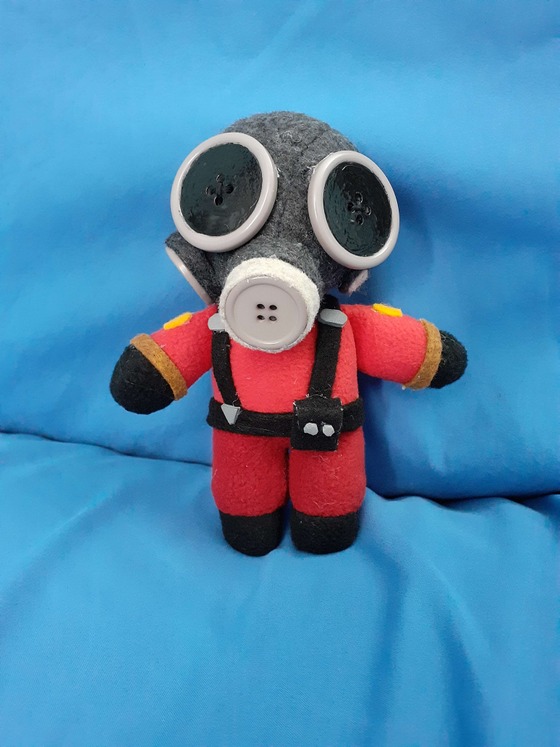 pyro plush!!!! this is my third go at making one and im very happy with the results! (v1 and v2 shown in the last pic)