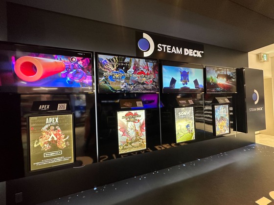 Images from the first permanent Steam Deck retailer in Japan!